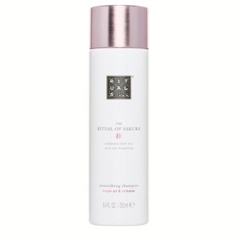 Sakura nourishing shampoo 250 ml