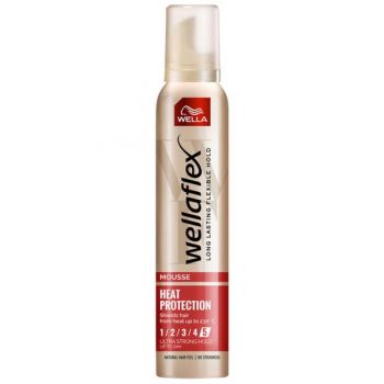 Spuma cu Protectie Termica si Fixare Ultra Puternica - Wella Wellaflex Mousse Heat Protector Ultra Strong Hold, 200 ml