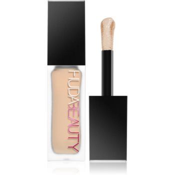 Huda Beauty Faux Filter Concealer anticearcan cu efect de lunga durata