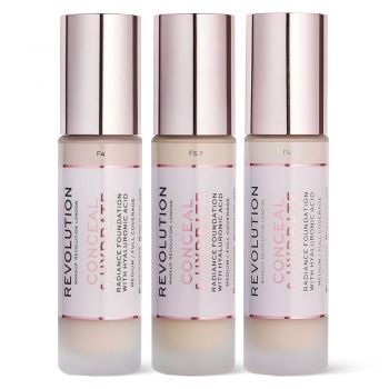 Fond de ten Makeup Revolution Conceal & Hydrate Foundation