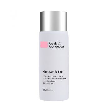 Lotiune exfolianta Smooth Out, Geek & Gorgeous (Gramaj: 30 ml)