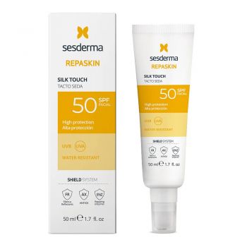 Crema pentru fata cu protectie solara SPF50 Silk Touch Repaskin Sesderma, 50 ml