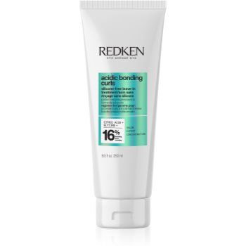 Redken Acidic Bonding Curls Aplicarea jeturilor de refacere pentru ingrijire pentru păr creț