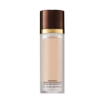 Fond de ten Tom Ford Traceless Perfecting Spf 15 (Concentratie: Fond de ten, Nuanta fond de ten: 3.5  Iivory Rose)