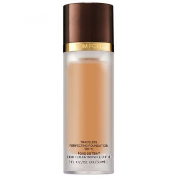 Fond de ten Tom Ford Traceless Perfecting Spf 15 (Concentratie: Fond de ten, Nuanta fond de ten: 7.0 Tawny)