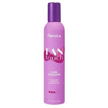 Spuma pentru Par Cret Fanola - Fantouch Curl Passion Mousse, 300 ml