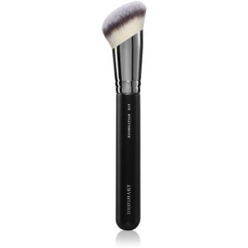 BrushArt Professional B11 Angled foundation brush pensula pentru machiaj