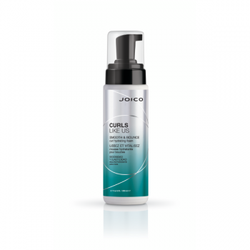 Spuma hidratanta pentru par cret Joico Curls Like Us Smooth & Bounce 200 ml