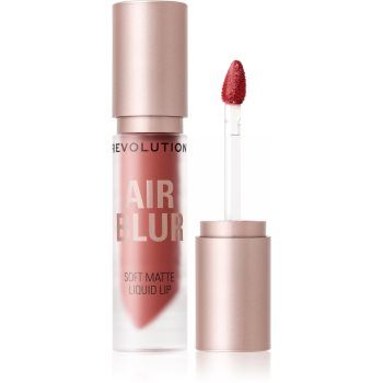 Makeup Revolution Air Blur Liquid Lipstick ruj lichid mat, cu textură lejeră