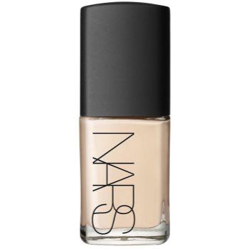 NARS Sheer Glow Foundation make up hidratant